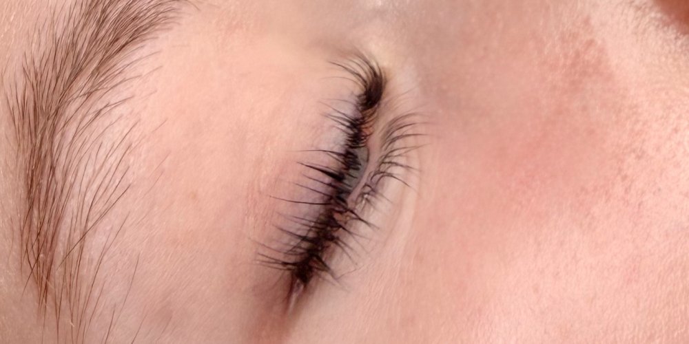 Lashes after a lash lift and tint by The Nail Editor